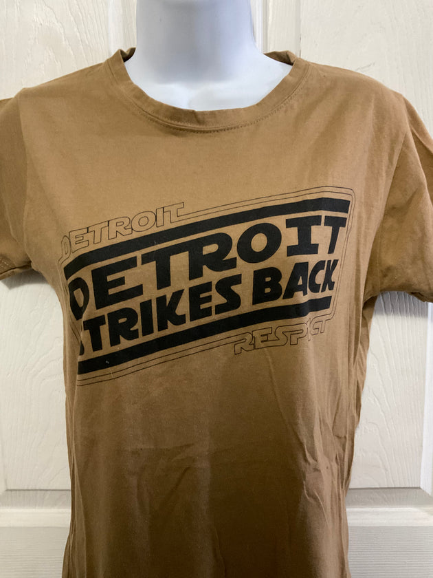 Ladies Strikes Back brown tee
