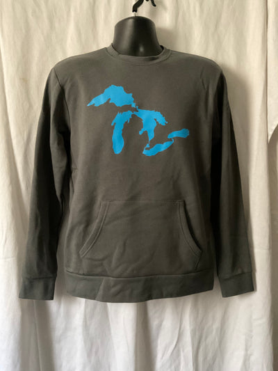 Great Lakes crew neck sweatshirt with front pocket